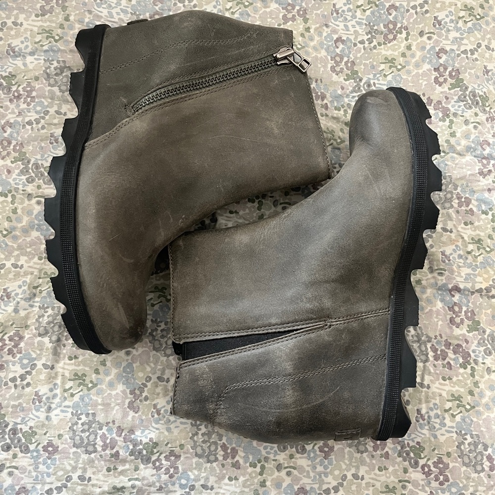 Sorel wedge ankle boot